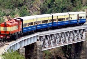 डेढ़ साल से कांगड़ा घाटी में रेलगाड़ियां बंद होने के कारण जनता परेशान : मनजीत डोगरा